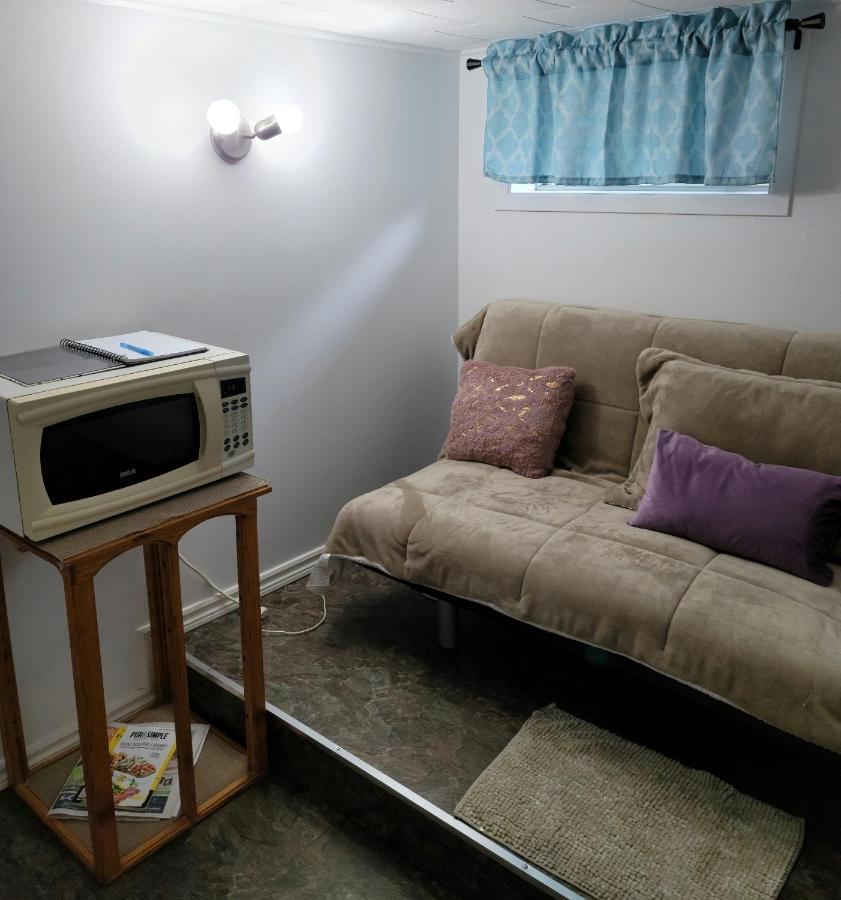 Apartmán Lower Level Apt 6Ft High Close To Hwy Netflix Wifi Edmundston Exteriér fotografie