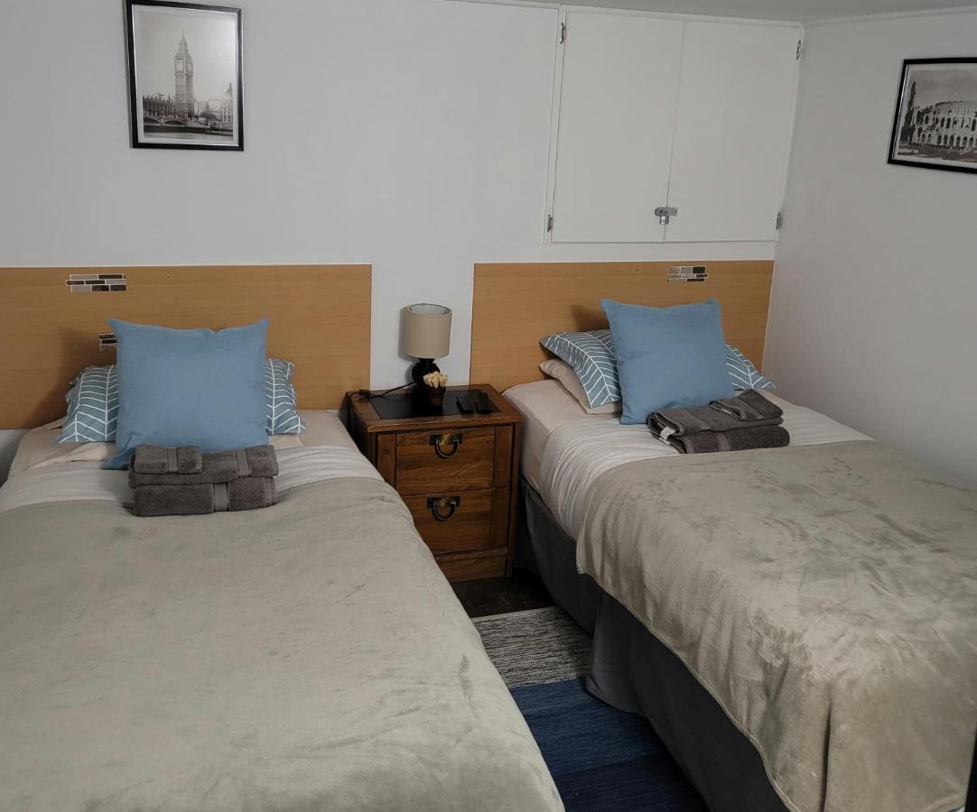 Apartmán Lower Level Apt 6Ft High Close To Hwy Netflix Wifi Edmundston Exteriér fotografie